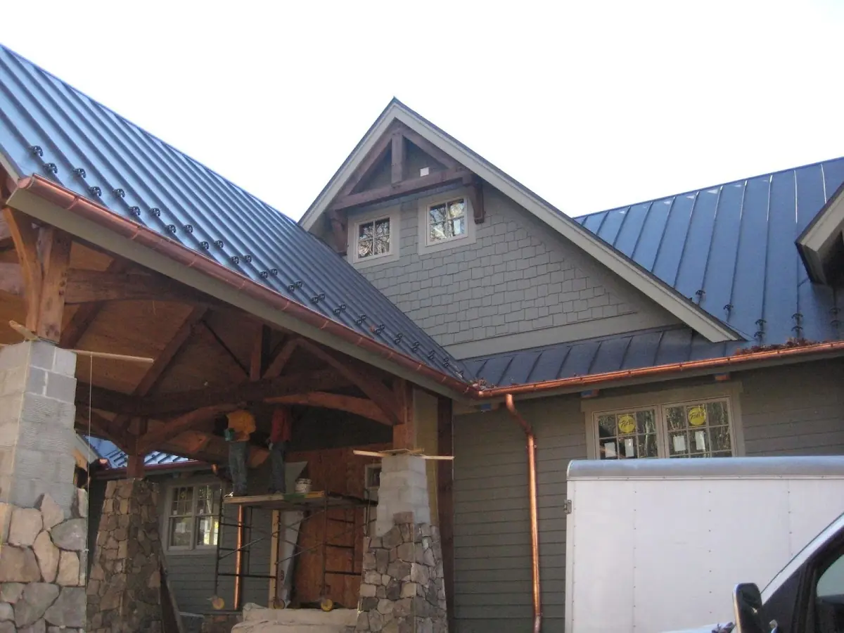 Craftsman Roofing team delivering quality roofing work in Devon - Walnut Beach